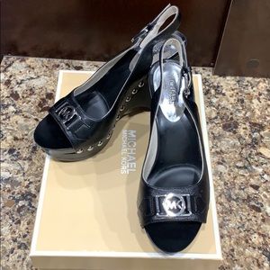 Michael Kors heels New never worn